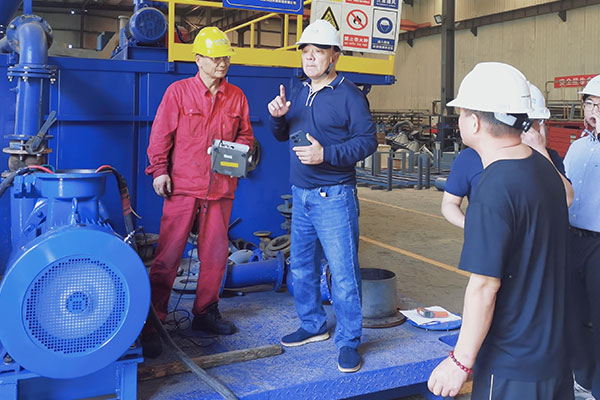 科迅110臺泥漿攪拌器及砂泵設(shè)備開啟交付