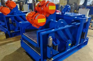 <b>專為HDD施工打造小型振動(dòng)篩LS752出口日本</b>